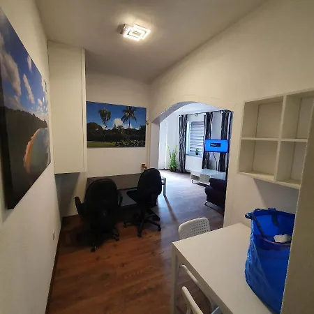 Nicerooms Aachen Guest house